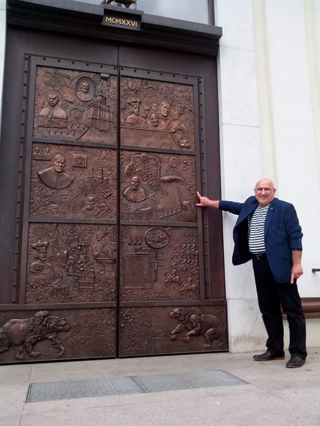 In Architecture The Door of the Cathedral of St. Antanas Paduvietis - ROMUALDAS INČIRAUSKAS